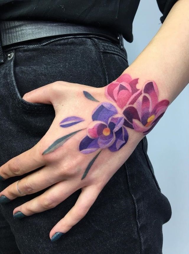 Lovely Flower Tattoos Trend Is Here