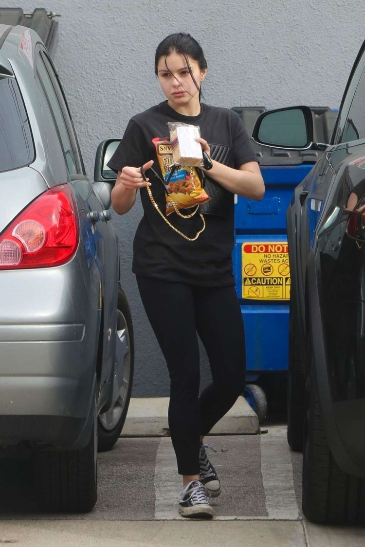 Ariel Winter Spotted Outside A Studio In Los Angeles