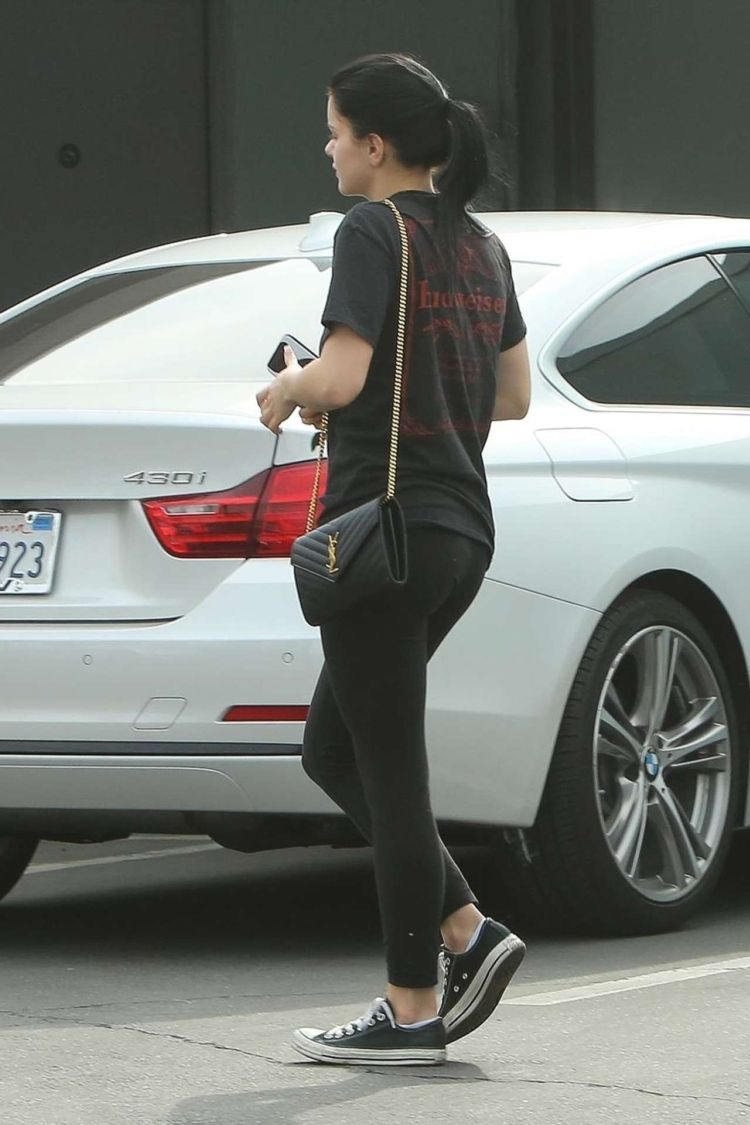 Ariel Winter Spotted Outside A Studio In Los Angeles