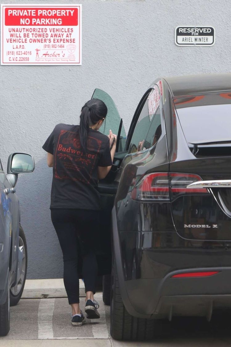 Ariel Winter Spotted Outside A Studio In Los Angeles