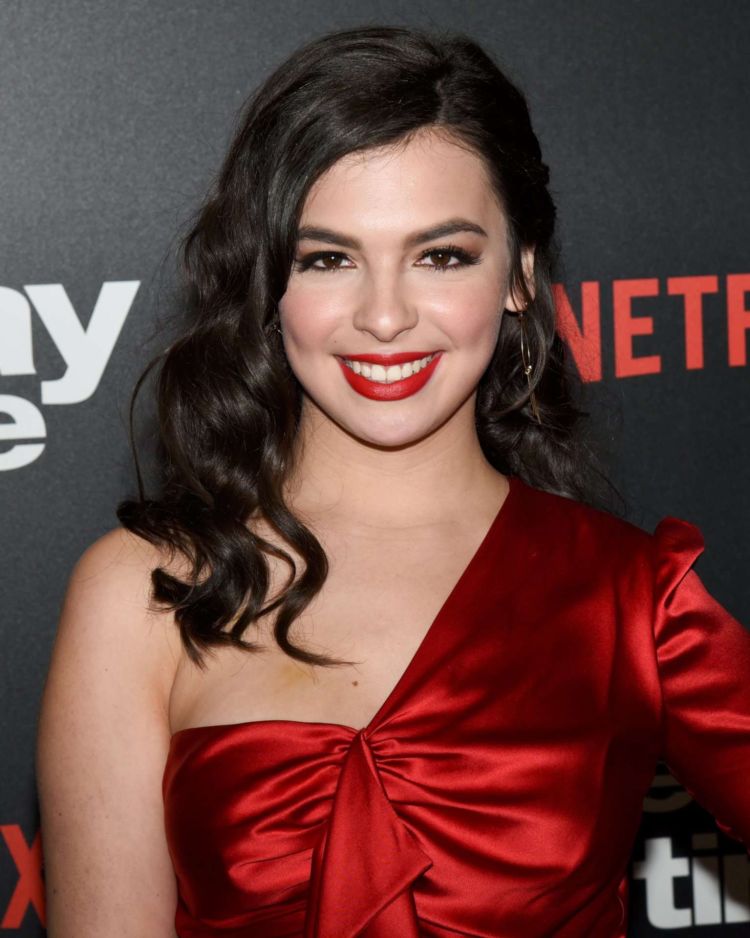 Isabella Gomez Shines At The Premiere Of 'One Day At A Time' Season 3