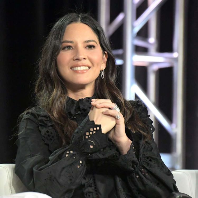 Gorgeous Olivia Munn At Winter TCA 2019