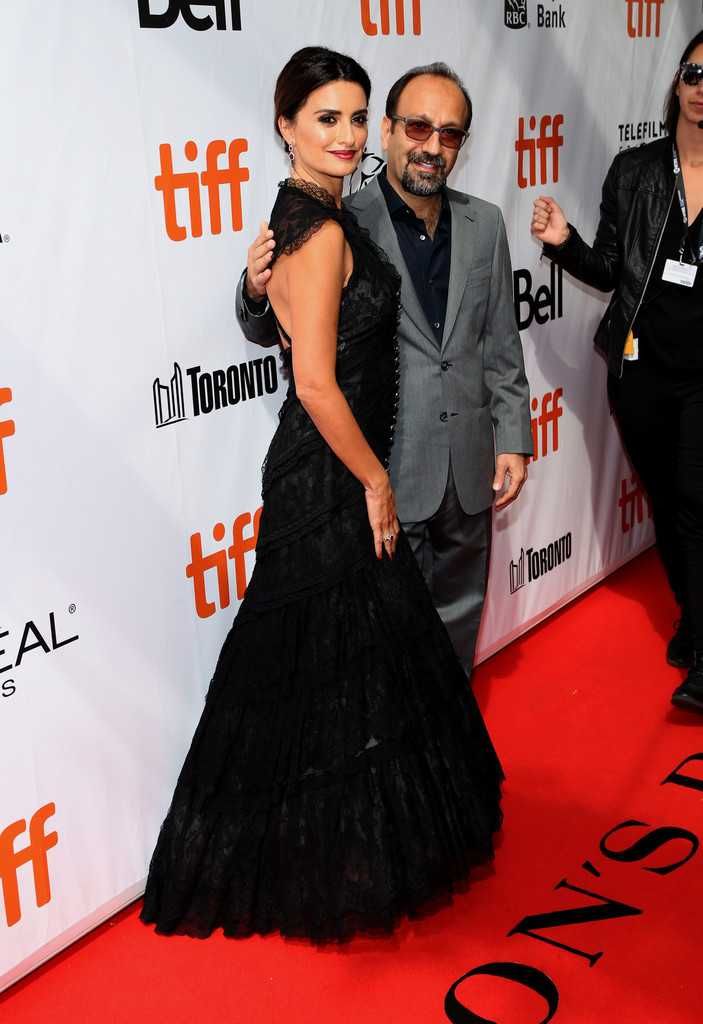 Penelope Cruz In Black At The Premiere Of Everybody Knows