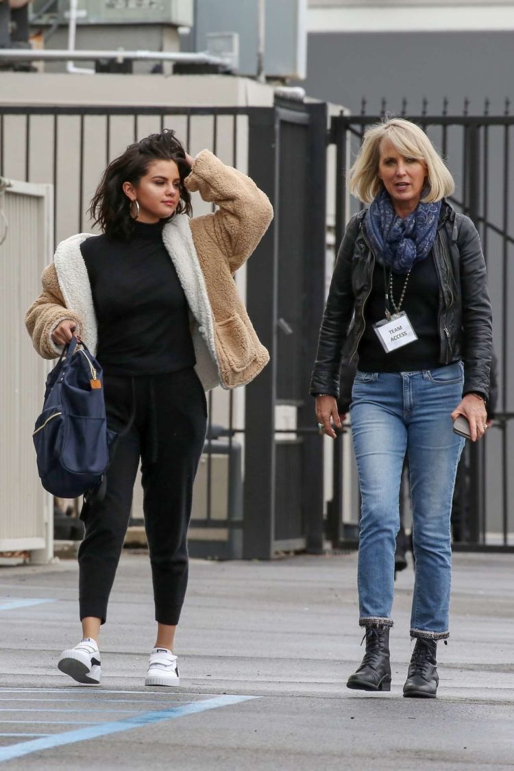 Selena Gomez Spotted Outside A Studio In Los Angeles