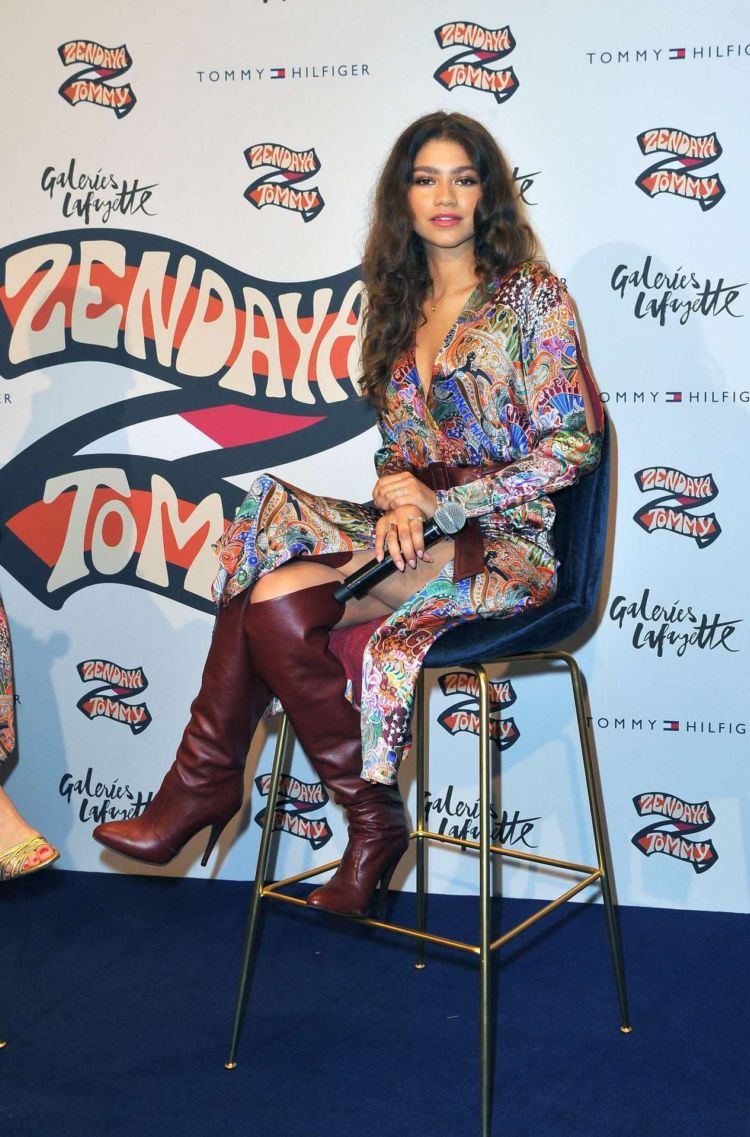 Zendaya Coleman At The Zendaya X Tommy Photocall