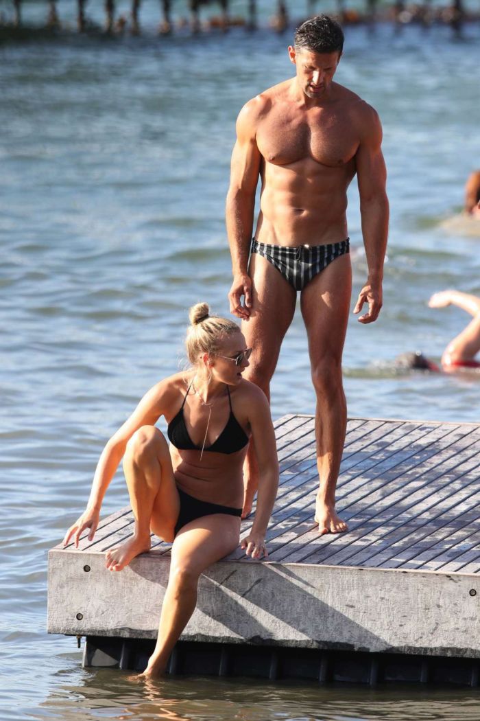 Anna Heinrich On A Bikini Vacation At The Beach In Sydney