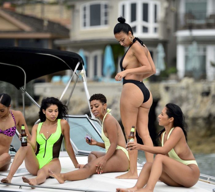 Draya Michele Enjoying The Day In Swimsuit On A Yacht