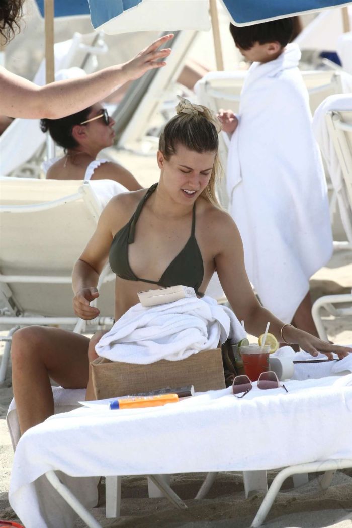 Eugenie Bouchard On A Bikini Vacation In Miami
