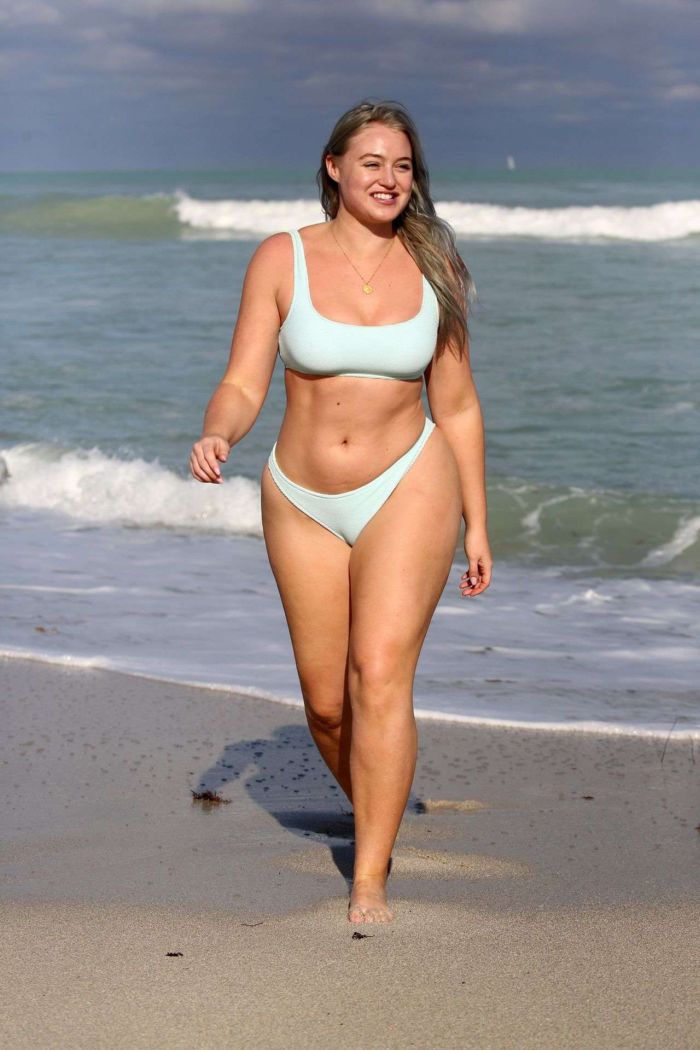 Iskra Lawrence On A Bikini Vacation At Miami Beach