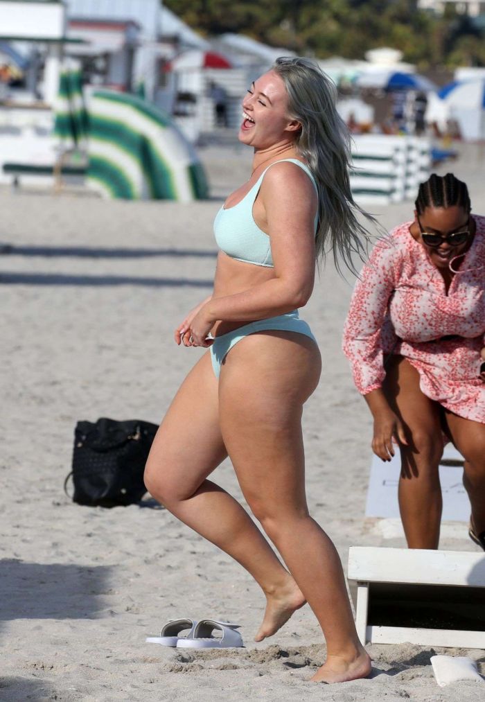 Iskra Lawrence On A Bikini Vacation At Miami Beach