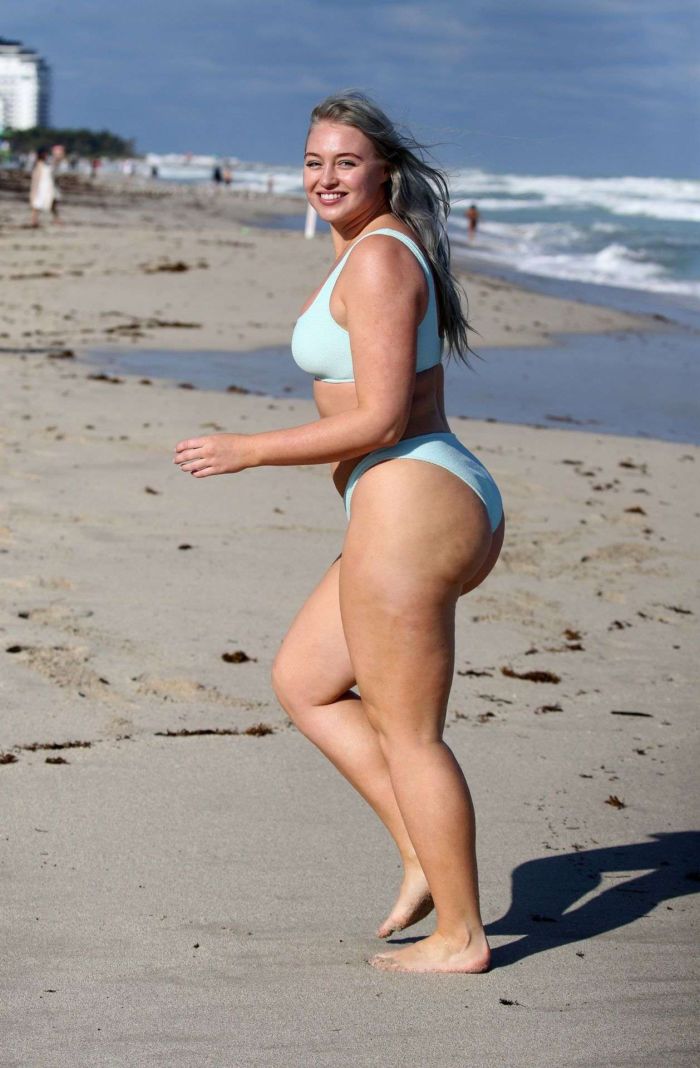 Iskra Lawrence On A Bikini Vacation At Miami Beach