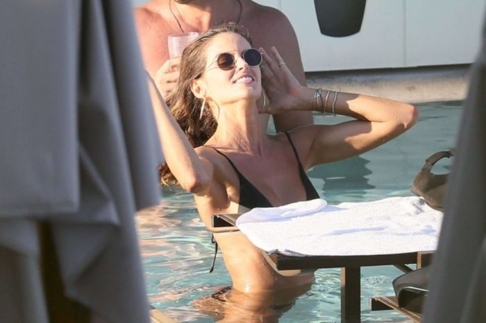 Izabel Goulart In Bikini At The Pool In Rio De Janeiro