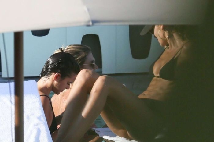 Izabel Goulart In Bikini At The Pool In Rio De Janeiro