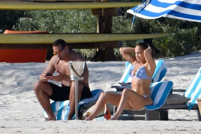 Jennifer Lopez On A Bikini Holiday At The Beach In Bahamas