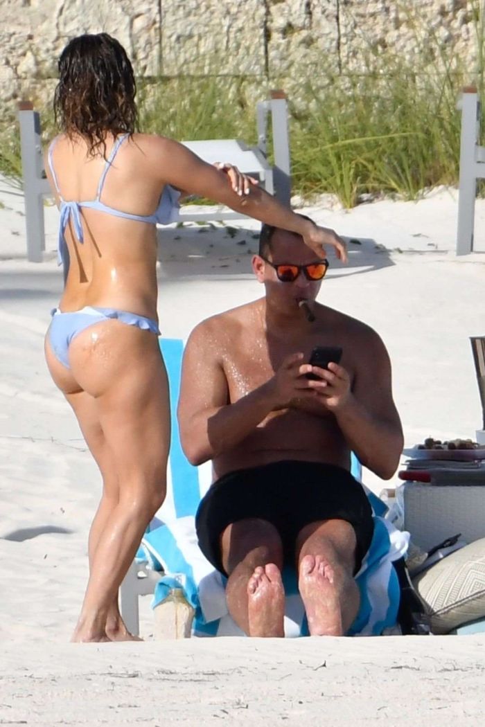Jennifer Lopez On A Bikini Holiday At The Beach In Bahamas