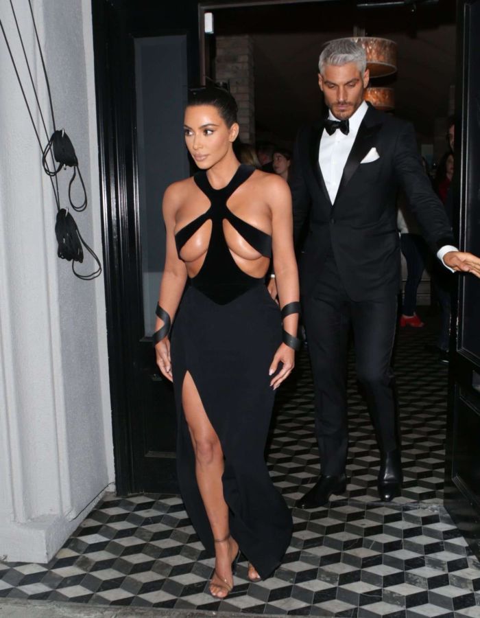 Kim Kardashian Arrives At 5th Annual Hollywood Beauty Awards