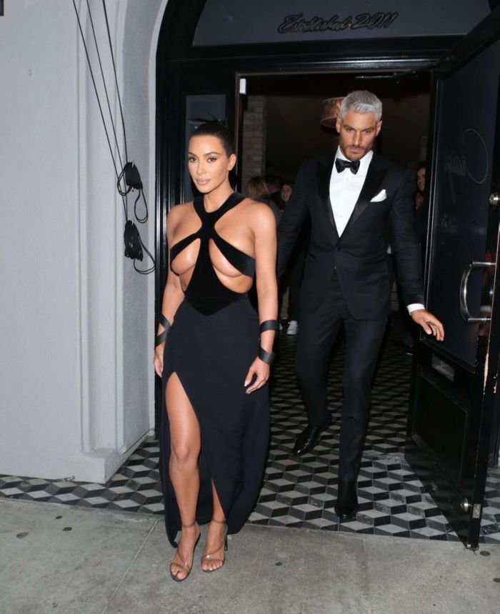Kim Kardashian Arrives At 5th Annual Hollywood Beauty Awards