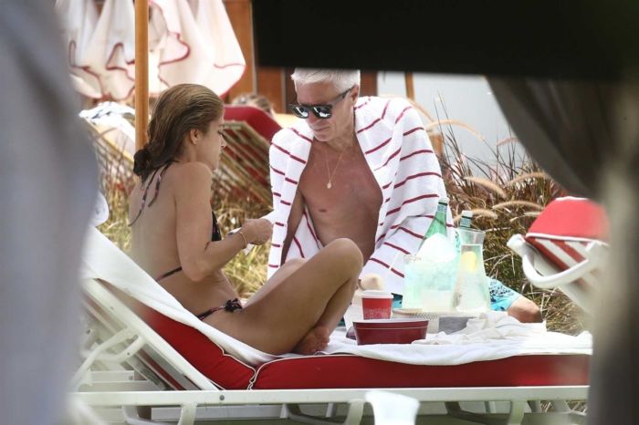 Selma Blair Relaxing At The Poolside In Bikini