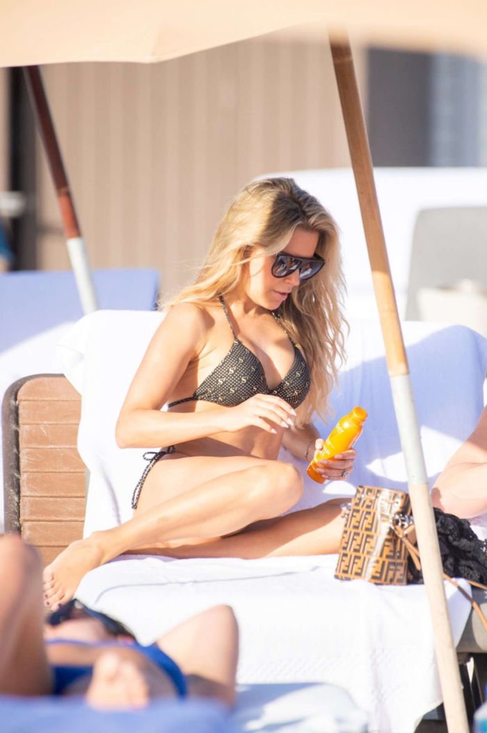 Sylvie Meis On A Bikini Vacation At The Beach In Miami